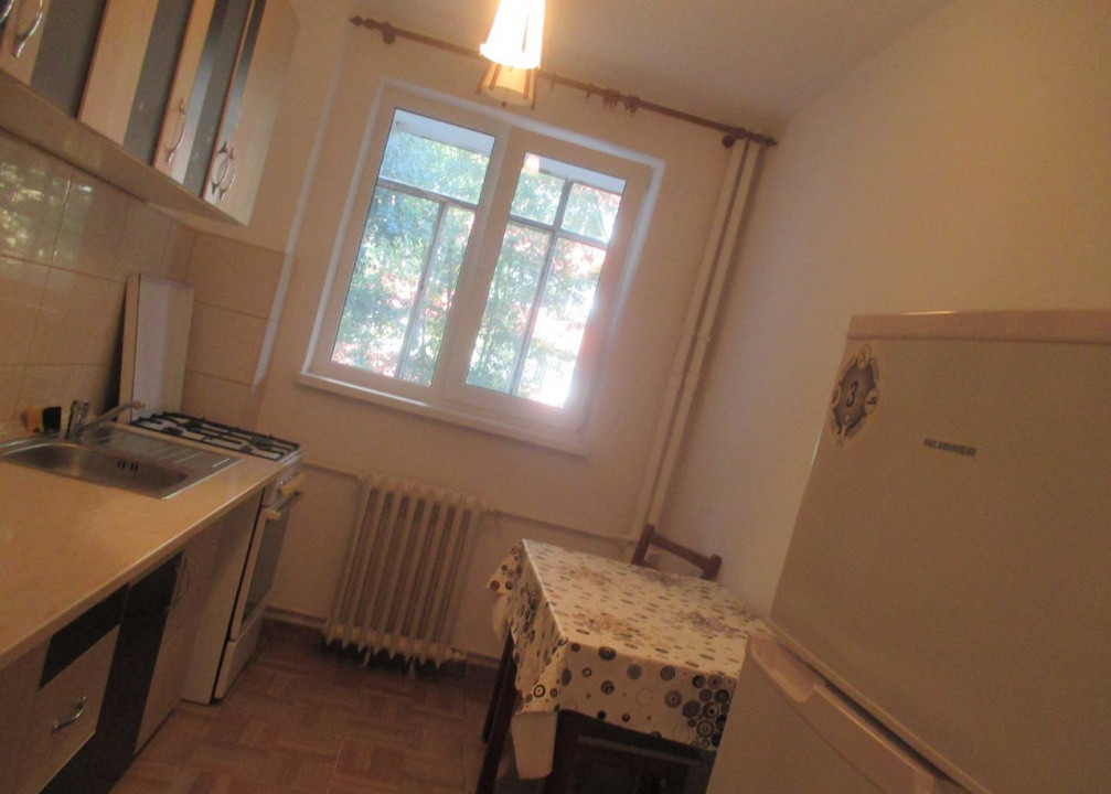 Apartament 2 camere decomandat – zona Hărmanului