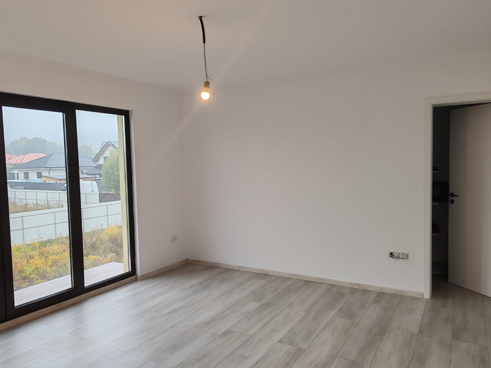 Casă de vânzare –intrare Săcele (acces din str. Câmpului și Bd. Brașovului)