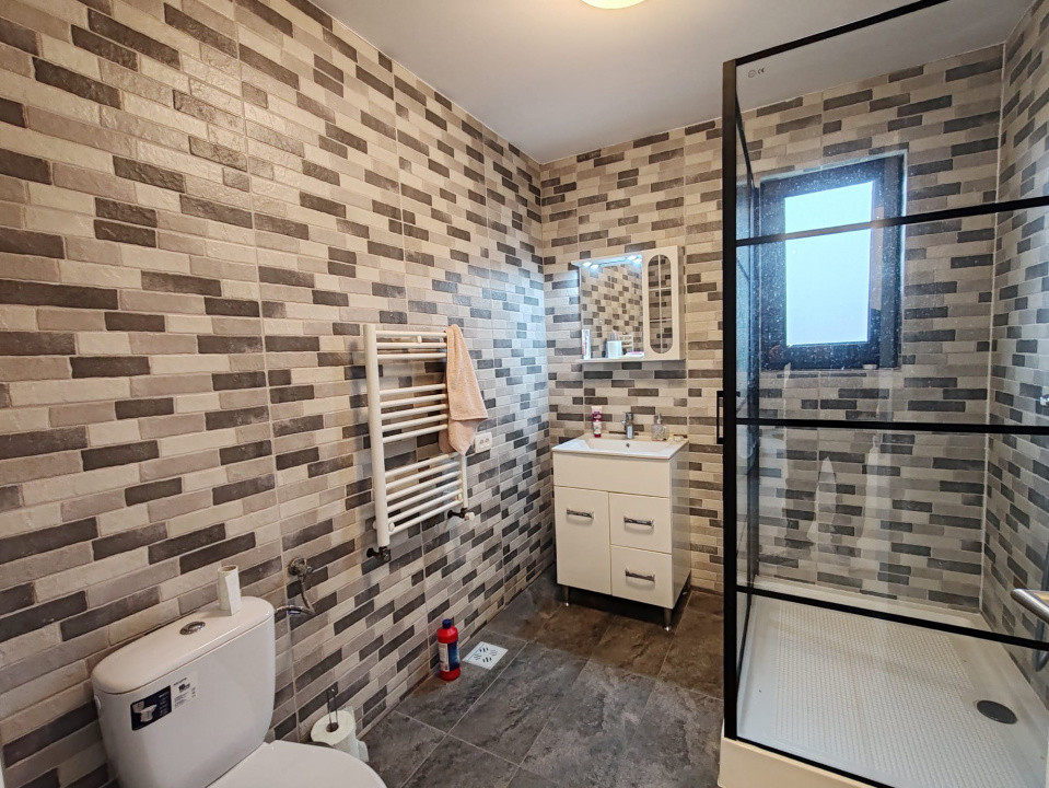 Casă de vânzare –intrare Săcele (acces din str. Câmpului și Bd. Brașovului)