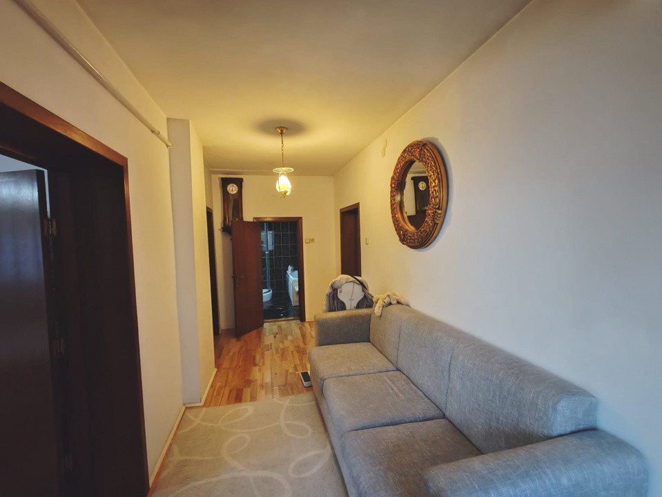 De vânzare – apartament spațios în casă, situat ultracentral