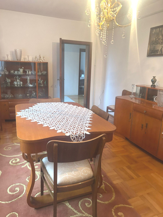 De vânzare – apartament spațios în casă, situat ultracentral