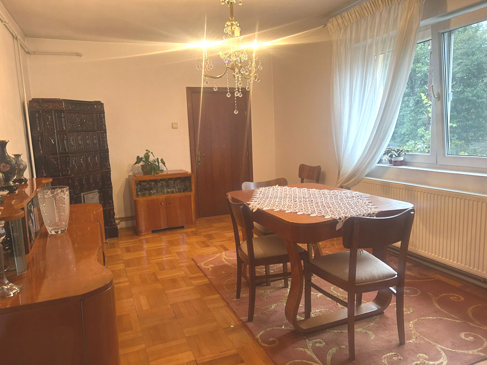 De vânzare – apartament spațios în casă, situat ultracentral