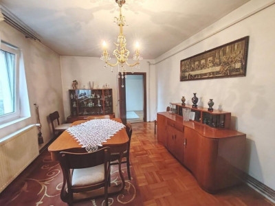 De vânzare – apartament spațios în casă, situat ultracentral