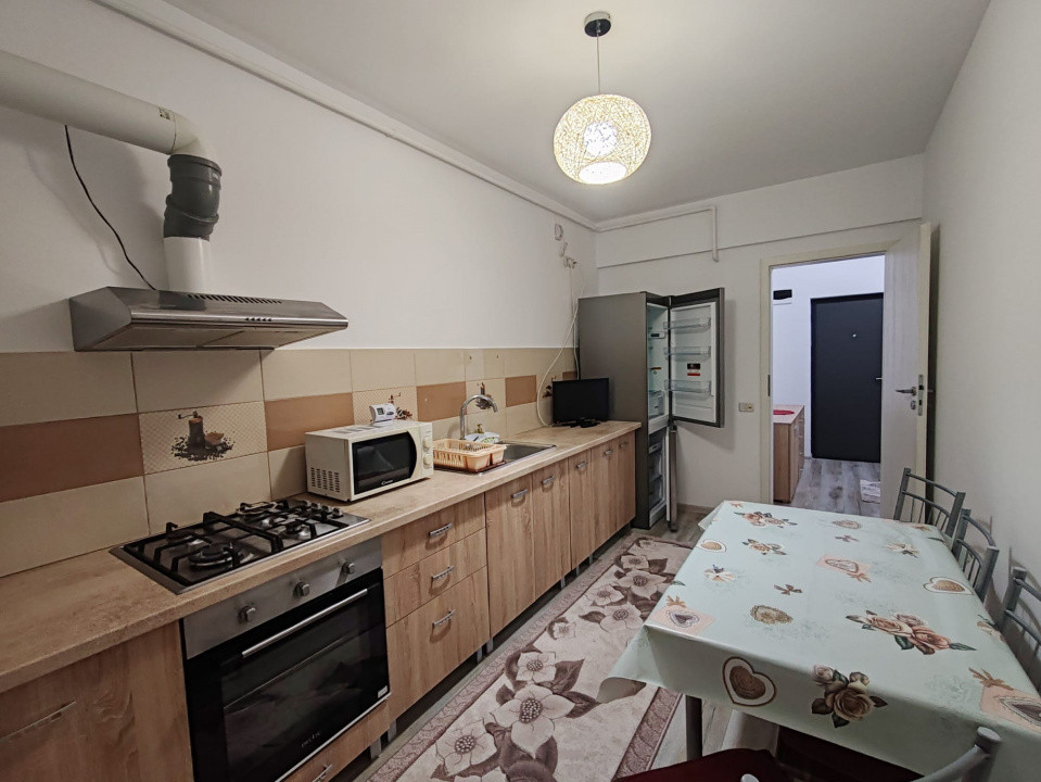 APARTAMENT 1 CAMERĂ  DECOMANDAT 