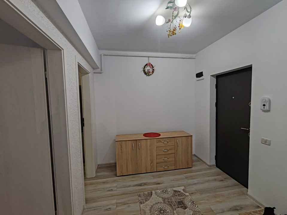 APARTAMENT 1 CAMERĂ  DECOMANDAT 