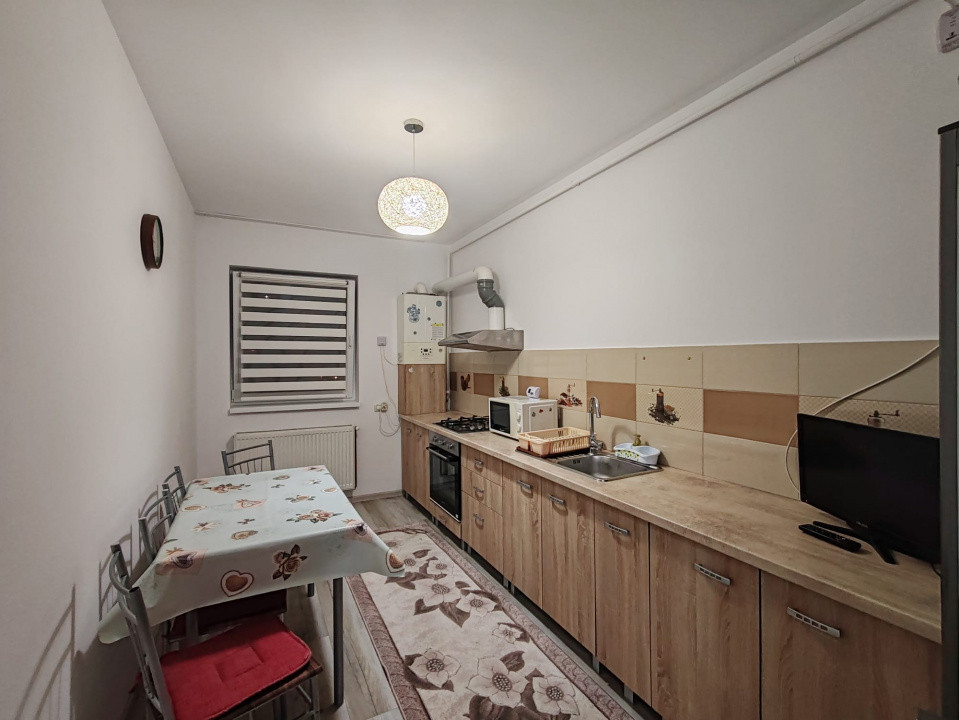 APARTAMENT 1 CAMERĂ  DECOMANDAT 