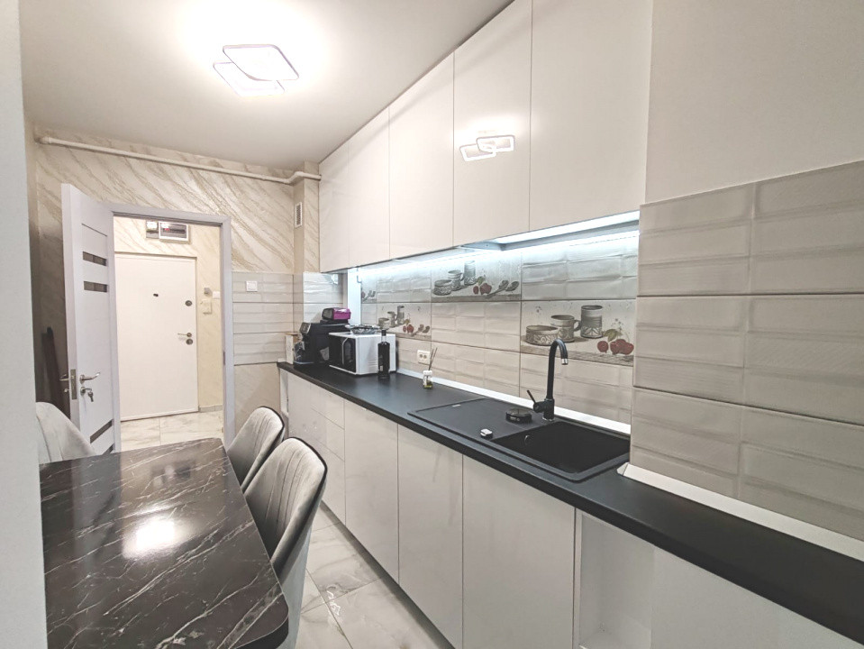 Apartament 2 camere complet renovat, zona ITC Brașov