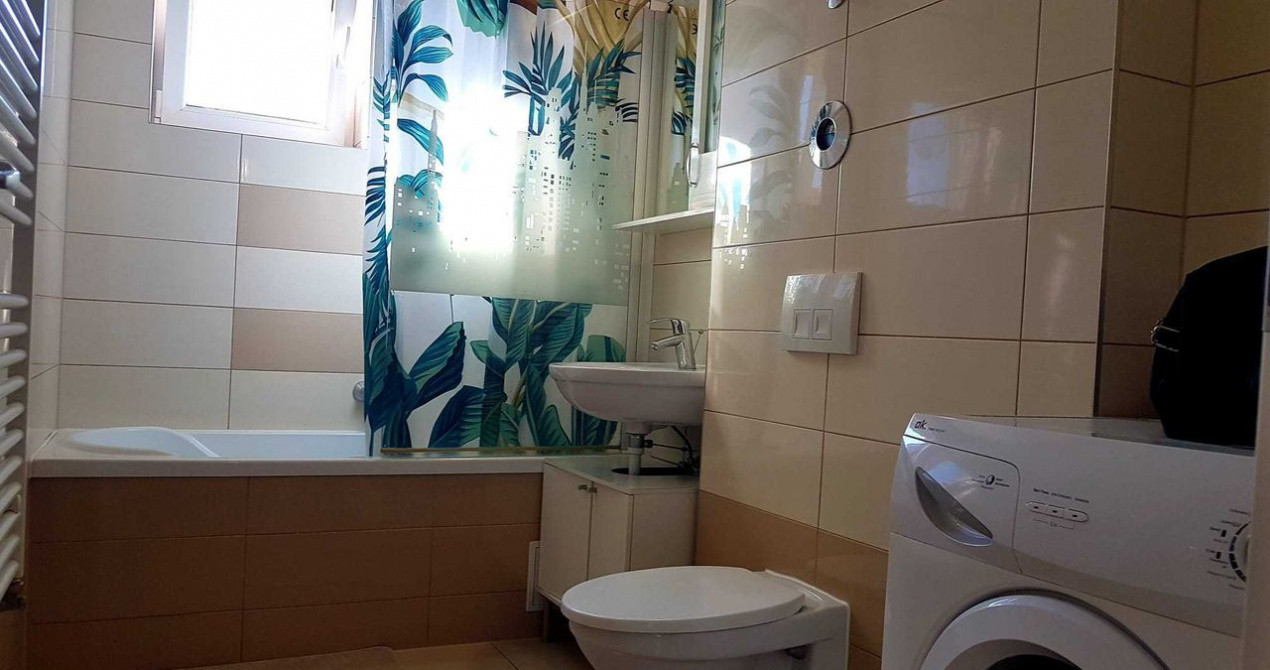 Apartament 2 camere, decomandat