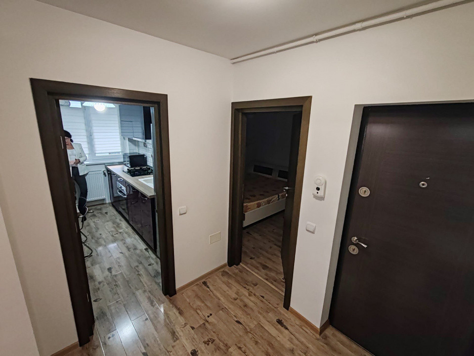 Apartament  2 camere  Coresi !