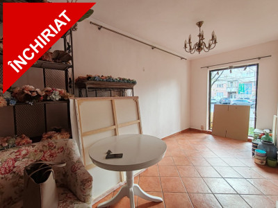 Apartament 3 camere Zona  Zizinului !