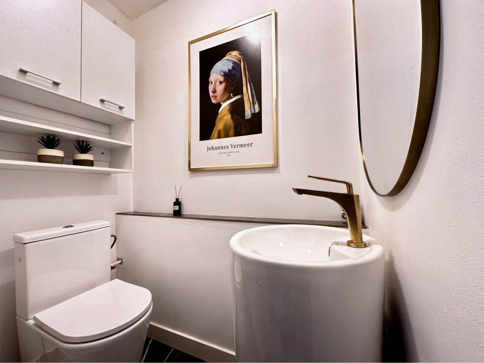 Apartament 3 camere, 2 grupuri sanitare