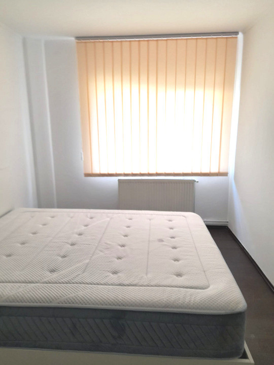 APARTAMENT 2 CAMERE DECOMANDAT, STRUCTURĂ MARE