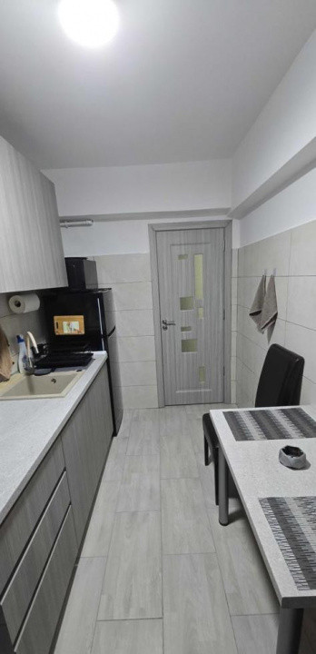 Apartament 2 camere  Centrul Civic mobilat  !
