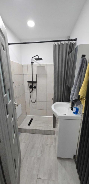 Apartament 2 camere  Centrul Civic mobilat  !