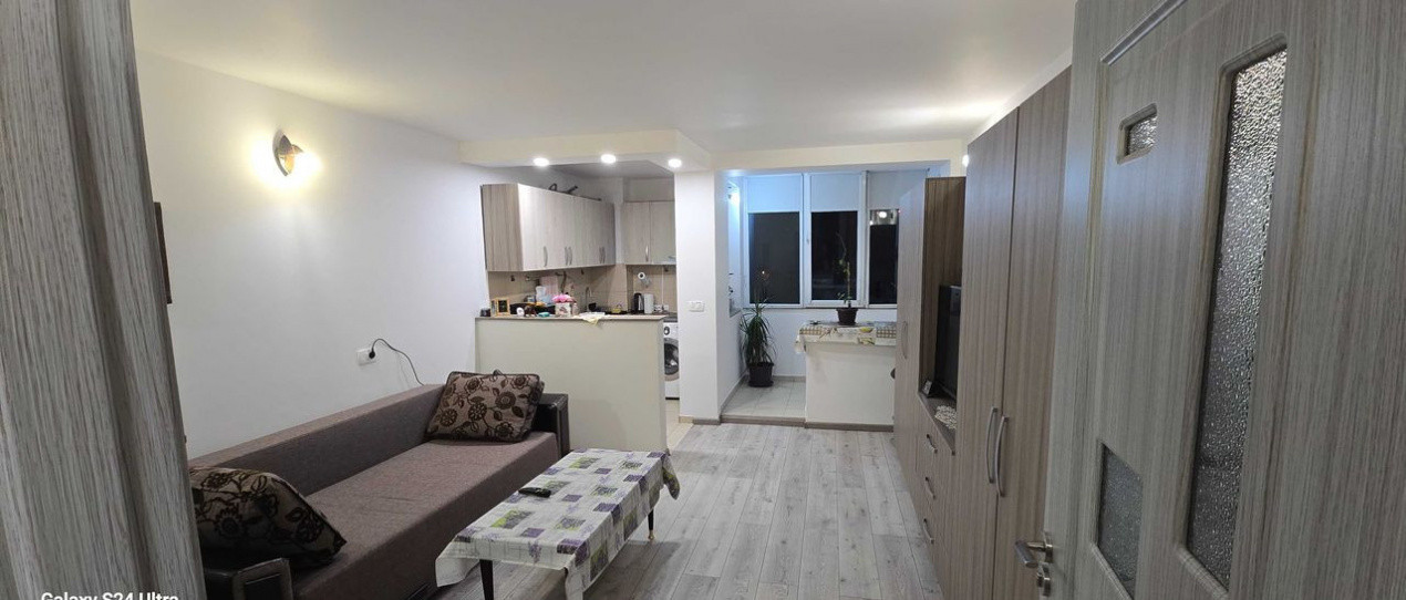 Vand garsoniera,utilata nou