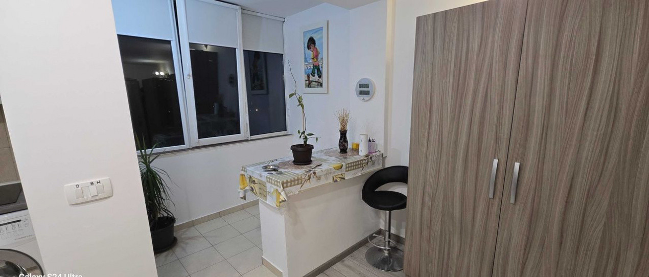 Vand garsoniera,utilata nou