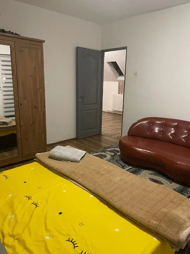 De vânzare casă de vacanță în Apata  !