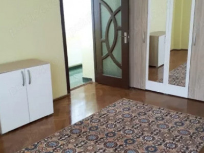 De vănzare apartament 2 camere ,etaj 2, Racadau