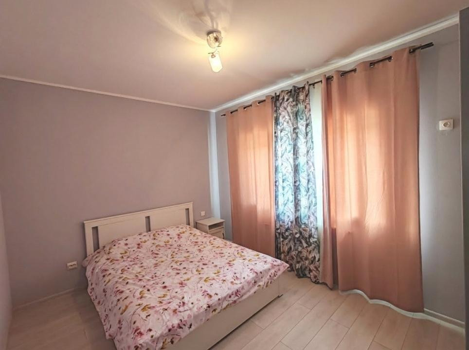 Casa Modernă de Închiriat în Sămpetru - 3 Dormitoare, Living,Terasă și Curte!