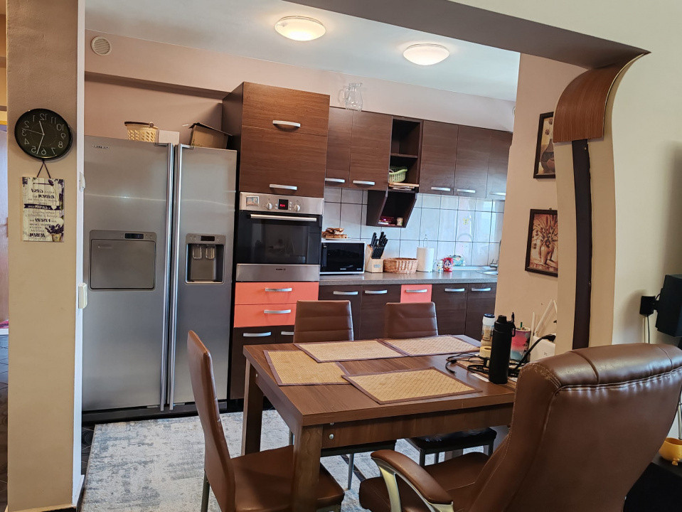 Apartament 4 camere mobilat și utilat !