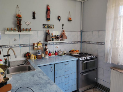 APARTAMENT 2 CAMERE DECOMANDAT