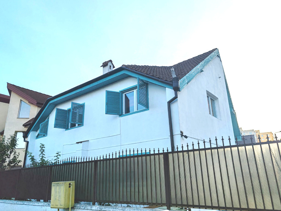 Casă P+1, 6 camere, singur în curte – ideală pentru sediu firmă