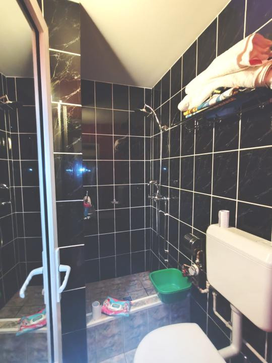 Apartament 3 camere Zona  Tractorul !
