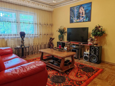 Apartament 3 camere Zona  Tractorul !