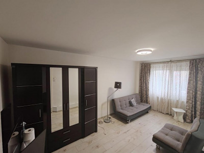 Apartament 3 camere  Grivitei 