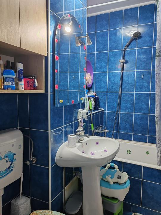 APARTAMENT 2 CAMERE DECOMANDAT !