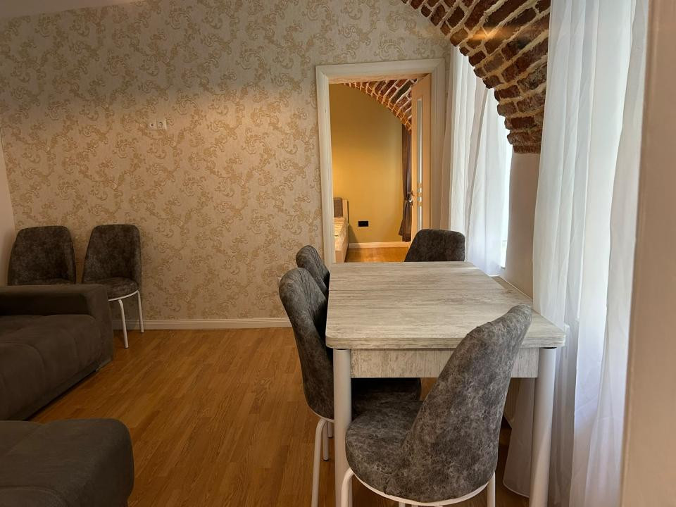 Apartament 2 camere Zona Centru Istoric 