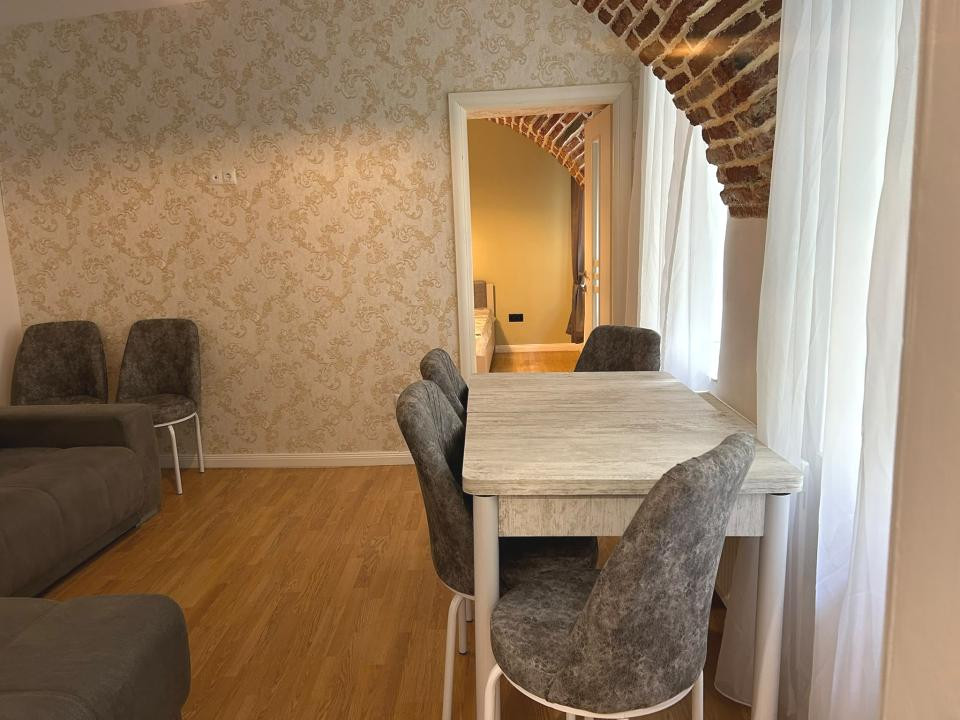 Apartament 2 camere Zona Centru Istoric 