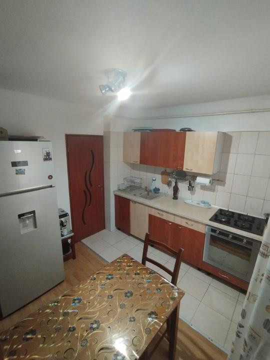 Apartament  2 camere  !