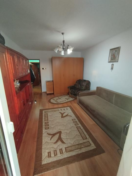 Apartament  2 camere  !