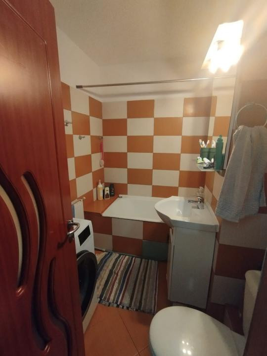 Apartament  2 camere  !