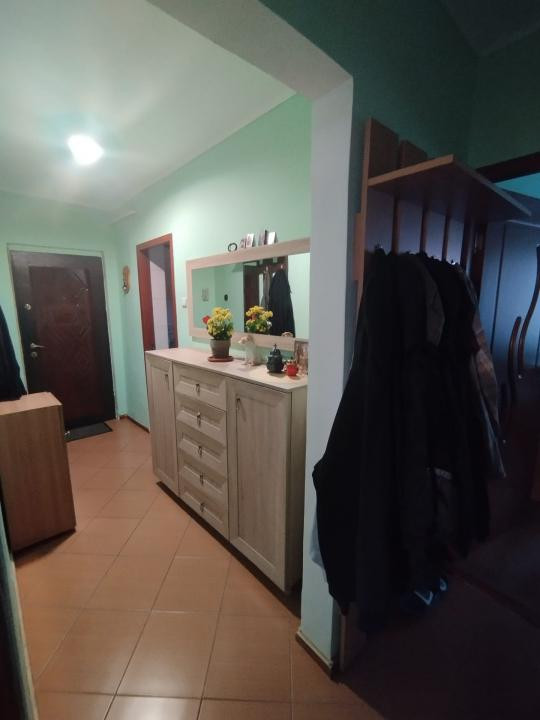 Apartament  2 camere  !