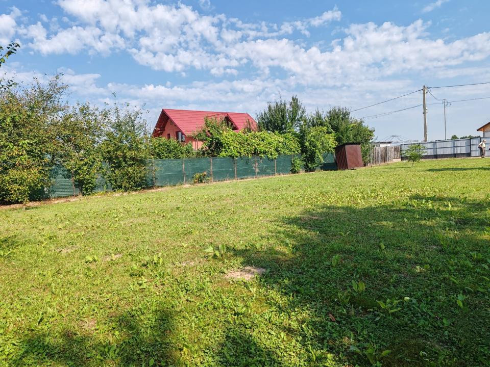 TEREN INTRAVILAN   DOBARLAU 