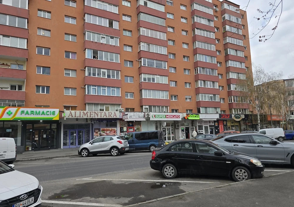 Vând apartament cu 3 camere - zona Astra - Zorilor