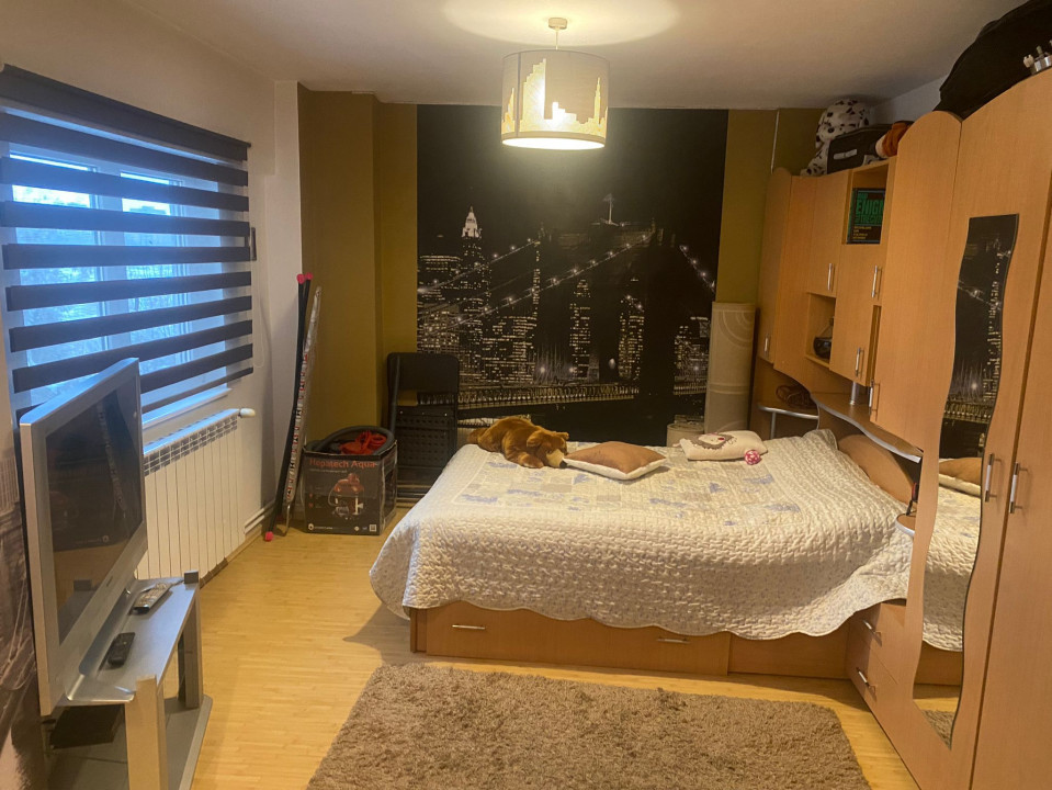 Apartament  4 camere Zona Toamnei 