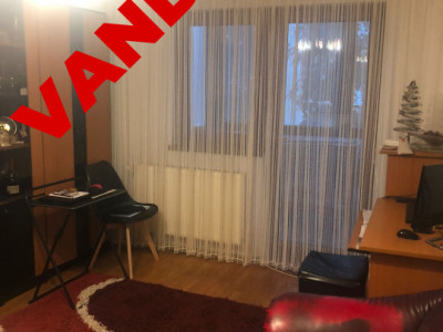 Apartament 4 camere  Centru Civic