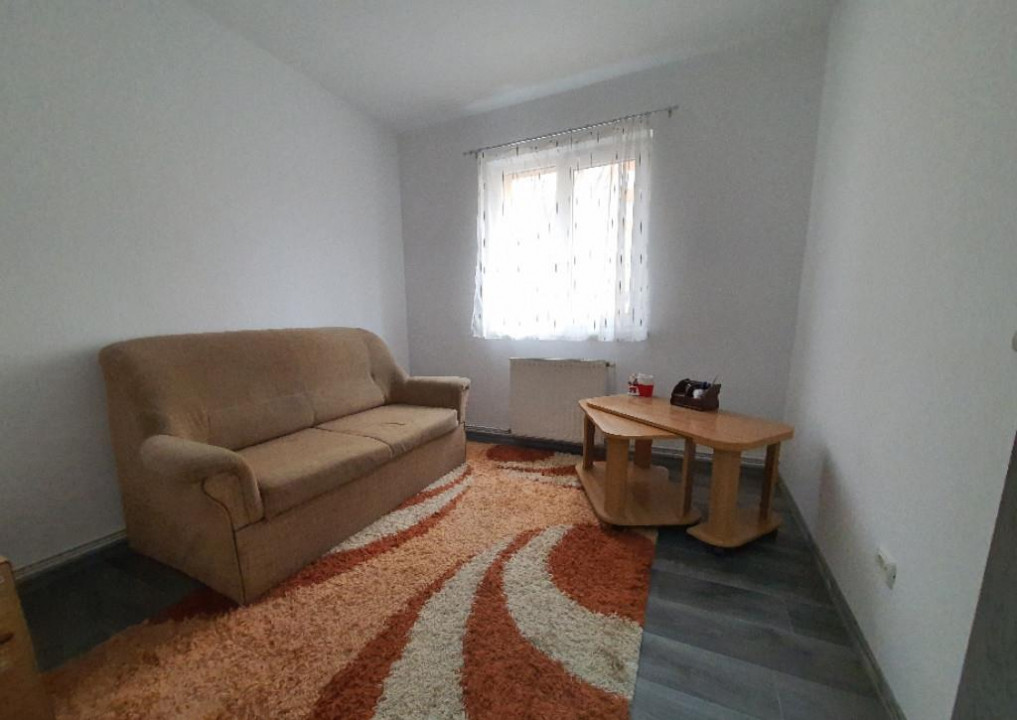 Apartament 4 camere  zona Astra